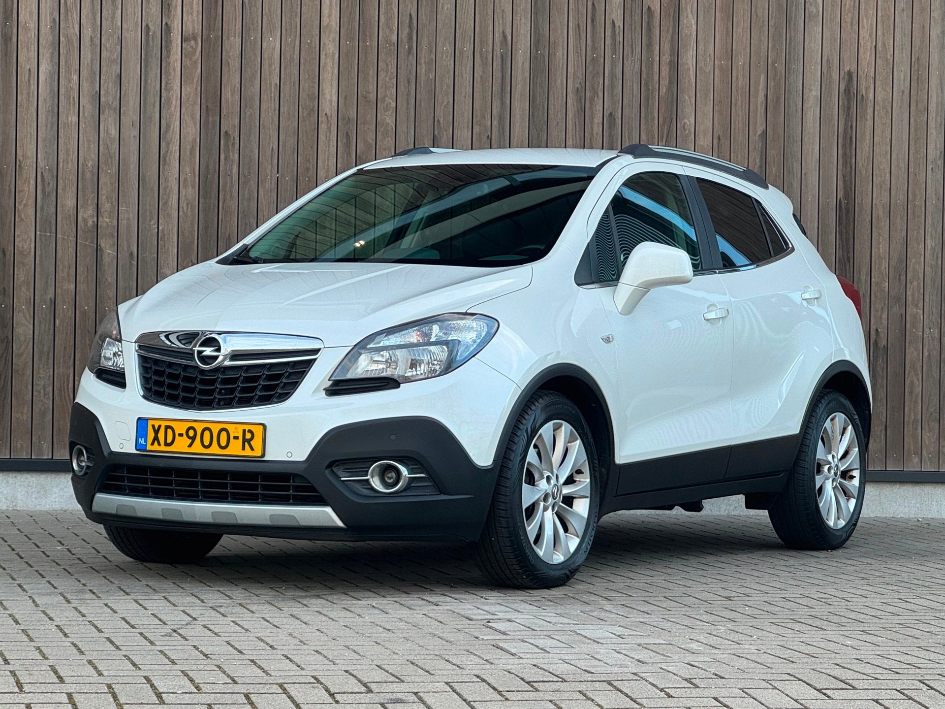 Opel Mokka 1.4 T Cosmo |Leder|Trekhaak|Winterpakket|, Voorwielaandrijving, Euro 5, Gebruikt, Zwart