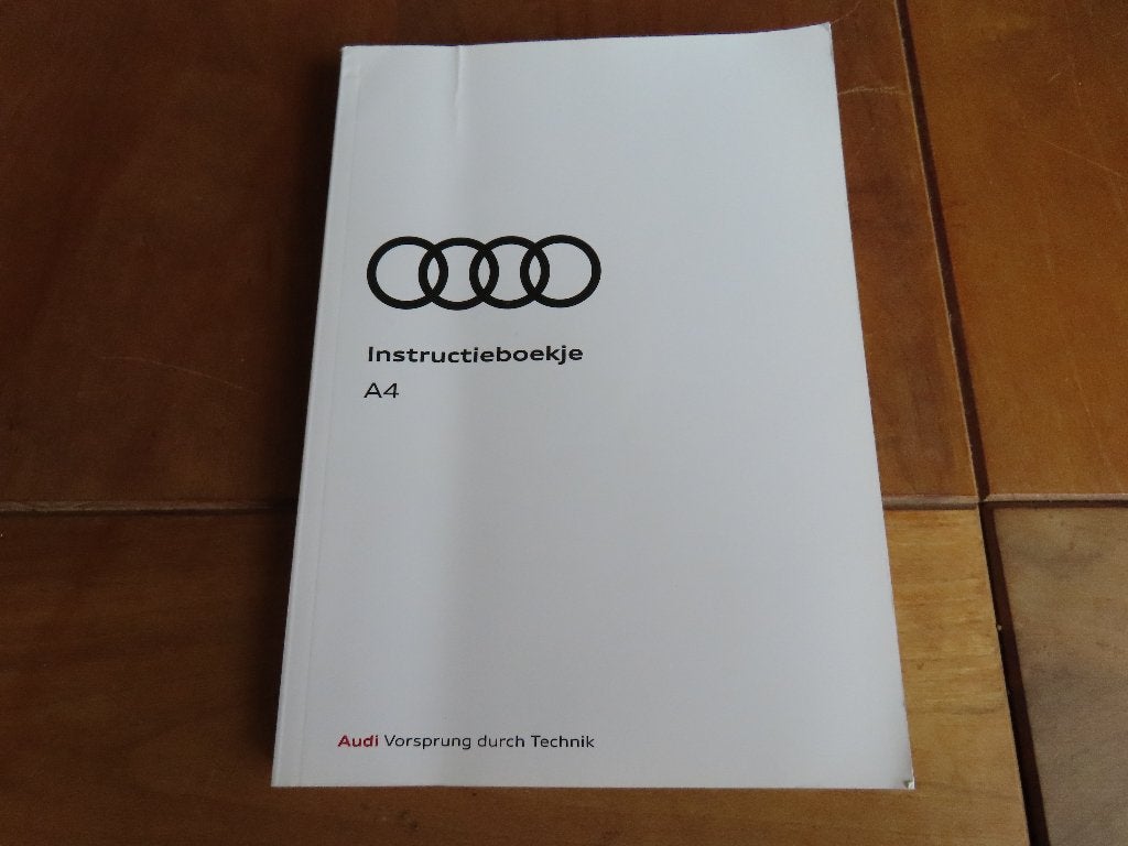 instructieboek Audi A4, A4 Avant, Allroad, Audi S4 RS4 2023, Ophalen of Verzenden