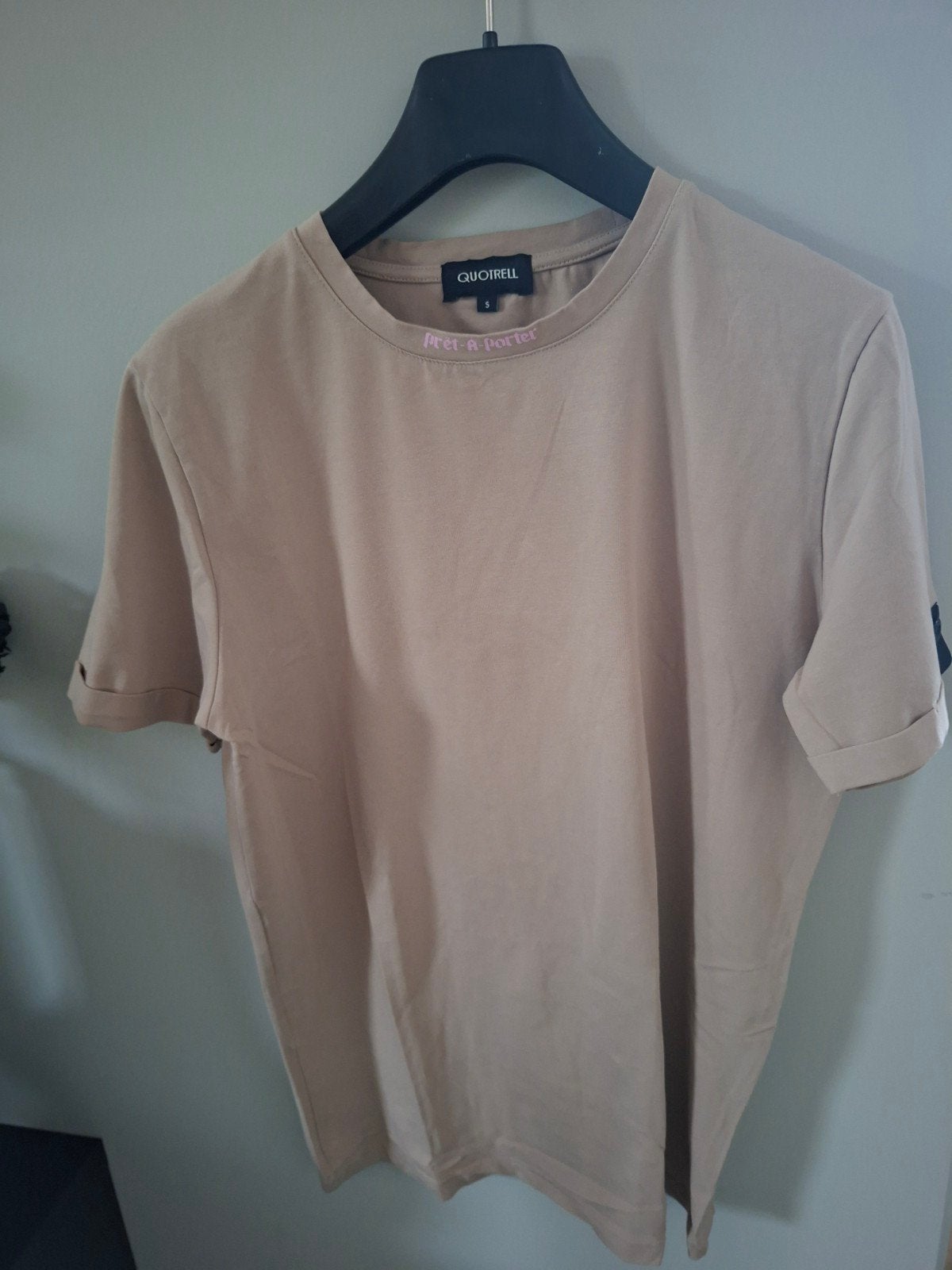 Quotrell T-shirt beige maat S, Ophalen of Verzenden, Zo goed als nieuw, Beige