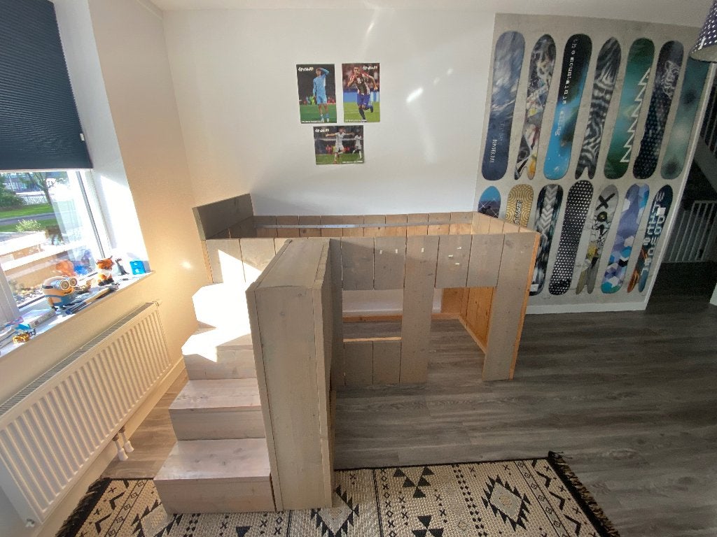 Halfhoogslaper steigerhout, Ophalen, Gebruikt, Halfhoogslaper