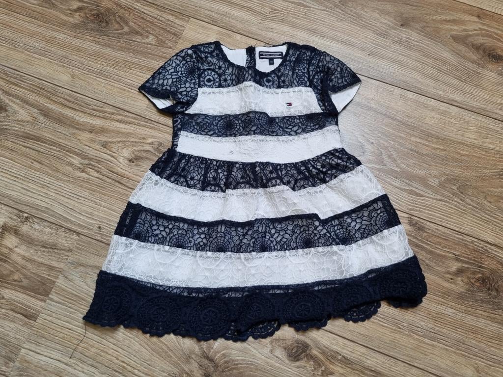 Tommy Hilfiger baby jurkje maatje 80, Kinderen en Baby's, Babykleding | Maat 80, Meisje, Jurkje of Rokje, Nieuw, Ophalen of Verzenden