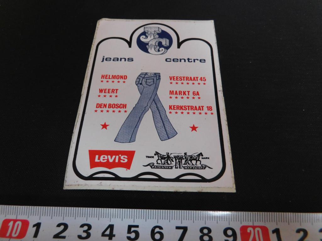 sticker LEVI'S Jeans Centre Helmond Weert Den Bosch *, Verzamelen, Stickers, Ophalen, Zo goed als nieuw