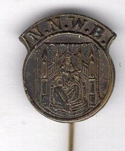 Noord Nederlandse Wandelsport Bond zilverkl speldje( V_184 ), Verzenden, Zo goed als nieuw, Sport, Speldje of Pin