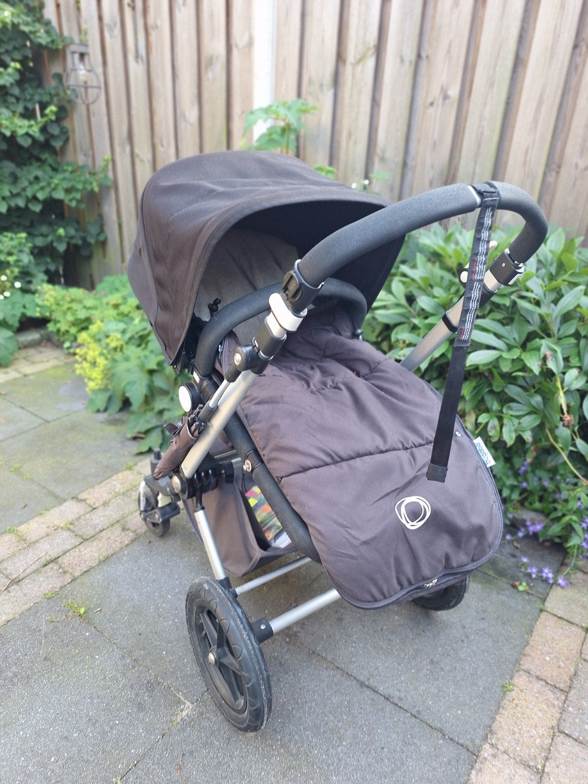 Bugaboo complete set, wandel- kinderwagen, maxi-cosy zwart, Ophalen, Gebruikt, Regenhoes