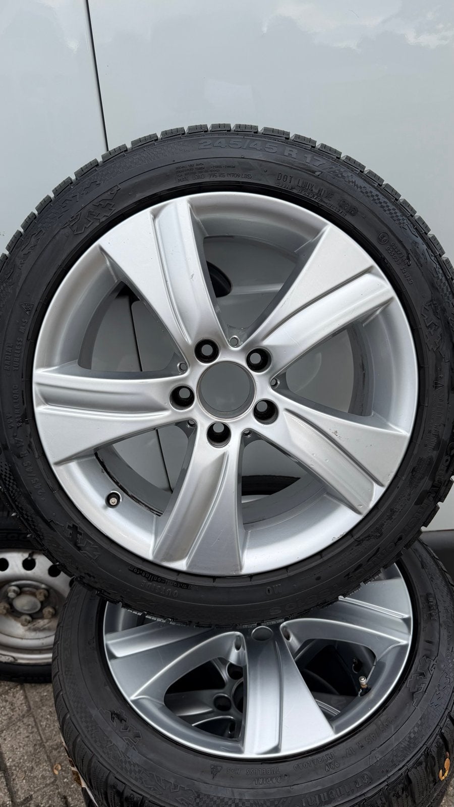 Originele Mercedes winterset met Continental banden, Auto-onderdelen, Banden en Velgen, Ophalen, Banden en Velgen, 17 inch, Winterbanden