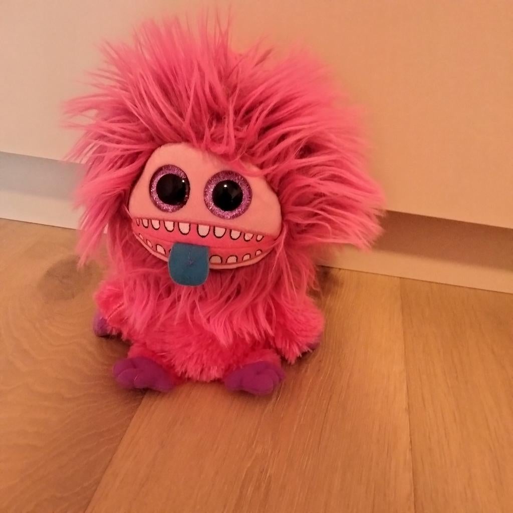 Roze pluizig monster knuffel met grote ogen, Overige merken, Overige karakters, Overige typen, Ophalen of Verzenden