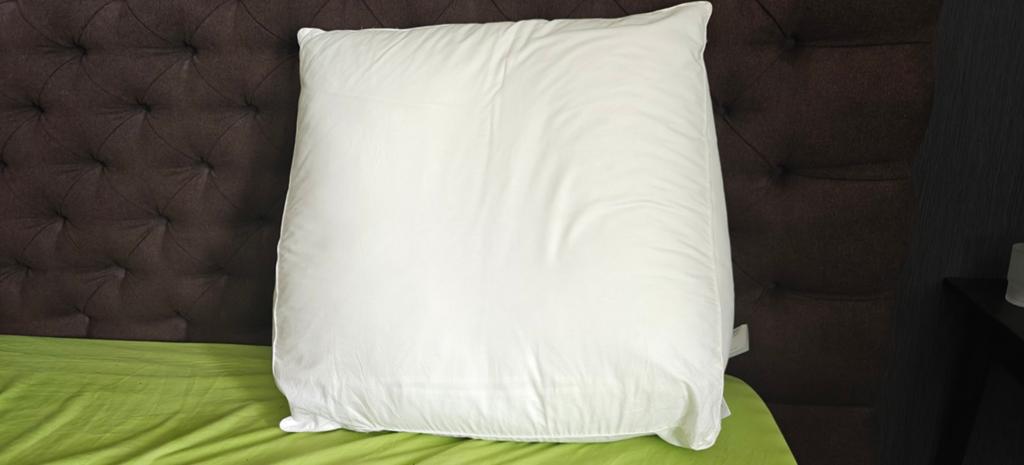 Zitkussen van morgana, Huis en Inrichting, Woonaccessoires | Kussens, Ophalen of Verzenden, Zo goed als nieuw, Wit