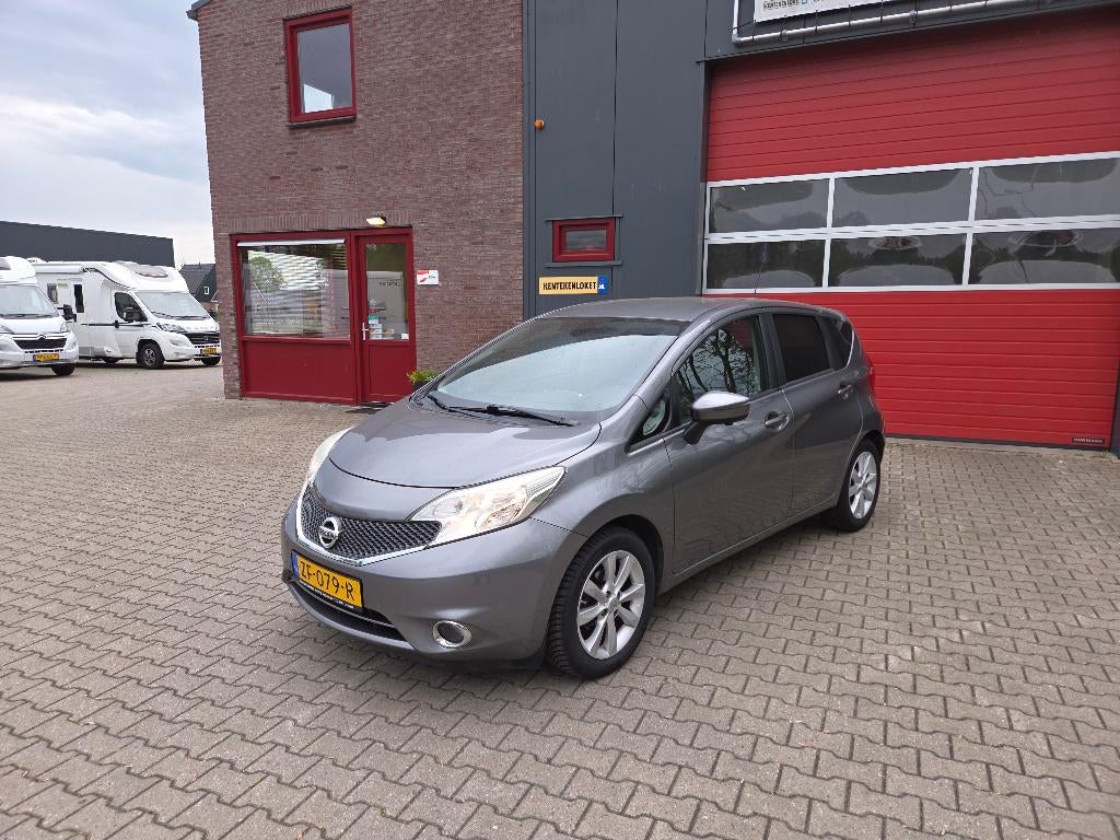 Nissan Note 1.2 Dig-s 72KW/98PK automaat 2014 Grijs, Auto's, Zwart, 1045 kg, 49 €/maand, 98 pk