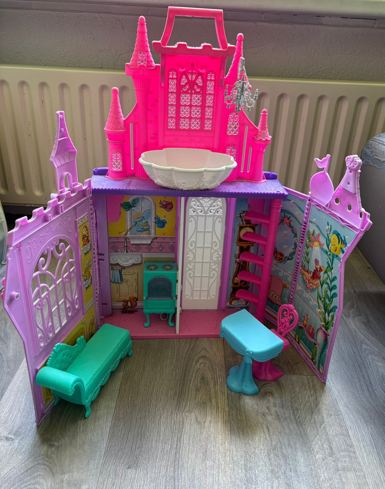 Z.g.a.n. Disney Prinses kasteel, Kinderen en Baby's, Speelgoed | Poppenhuizen, Ophalen of Verzenden, Zo goed als nieuw, Poppenhuis
