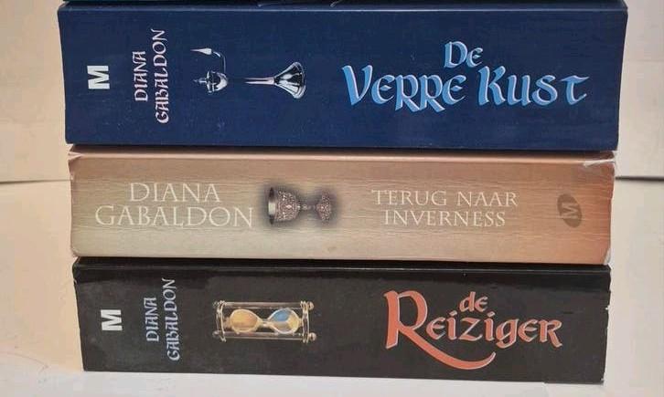 Diana Gabaldon 5x-Reiziger 4x Lord John 2, Ophalen of Verzenden, Gelezen