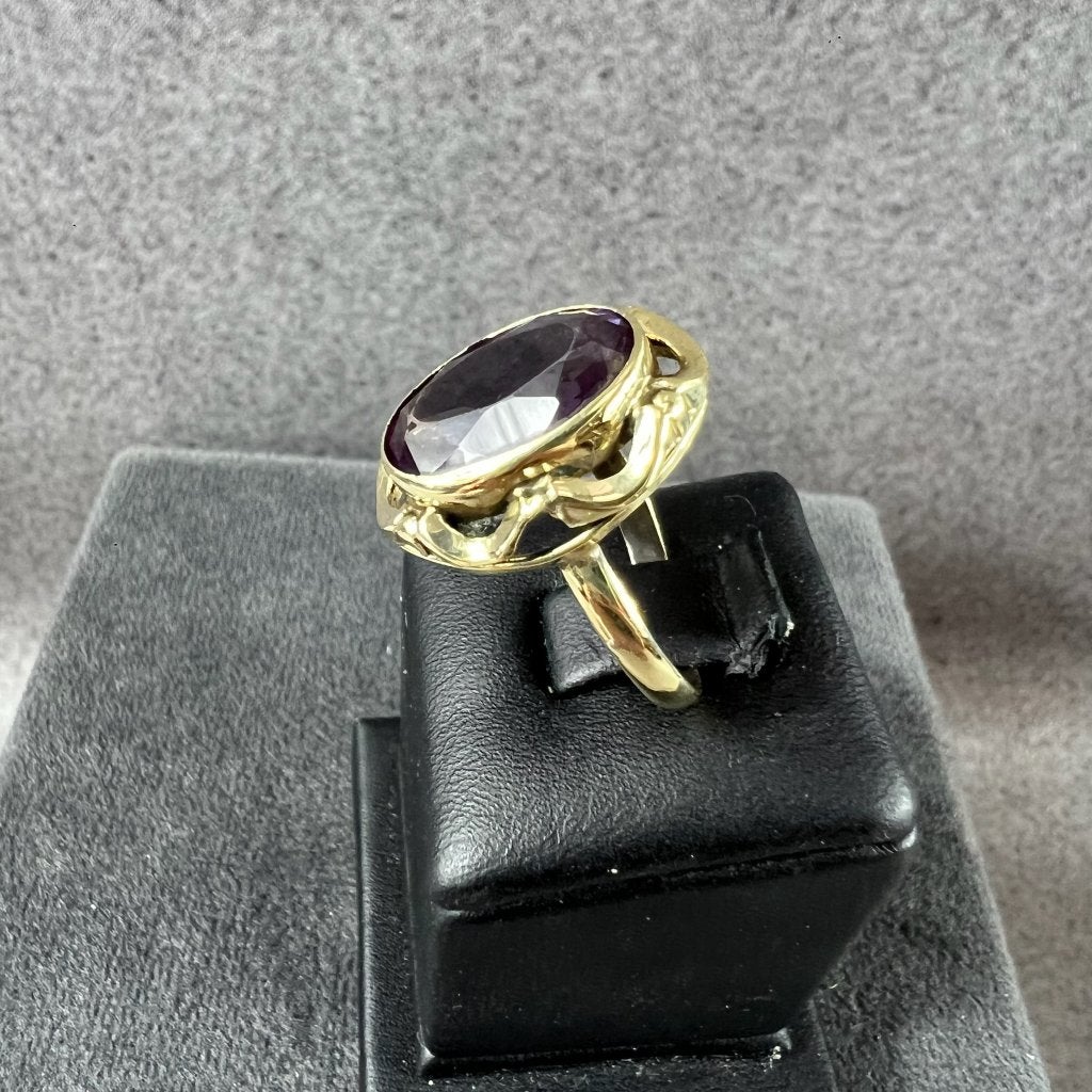 Gouden Ring | 14k | 3,59g | ovale paarse steen | 17 | 412471, Sieraden, Tassen en Uiterlijk, Ringen, Gebruikt, Ophalen of Verzenden