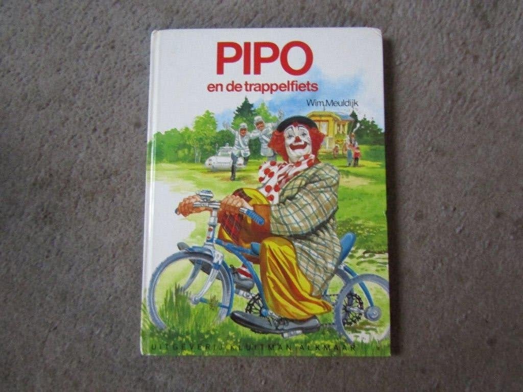 Boek: Pipo en de trappelfiets, Ophalen of Verzenden, Gelezen, Wim Meuldijk, Fictie algemeen