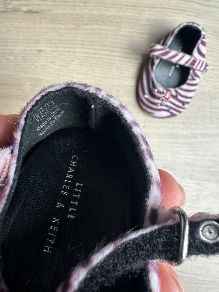 Charles & Keith baby schoentjes zebraprint maat 17, Schoentjes, Meisje, Ophalen of Verzenden, Zo goed als nieuw