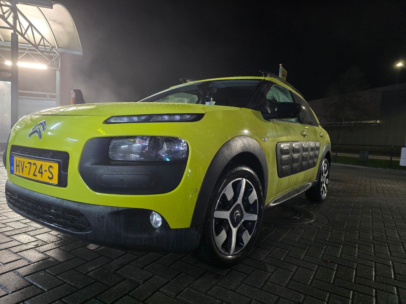 Citroën C4 Cactus 1.6 Blue HDI 100 Airdream 2015 Geel, Auto's, Citroën, Voorwielaandrijving, 96 €/maand, Bedrijf, 99 pk