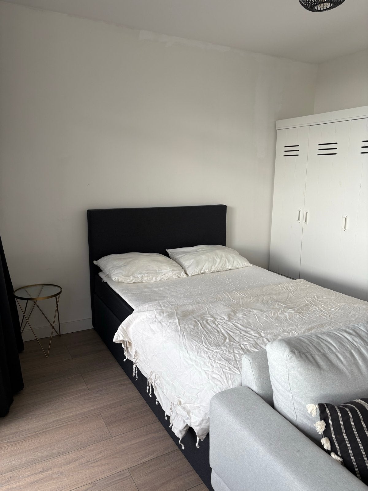 Boxspring Leenbakker 160x200 gratis af te halen, Huis en Inrichting, Slaapkamer | Boxsprings, Ophalen, Gebruikt, Zwart, Tweepersoons