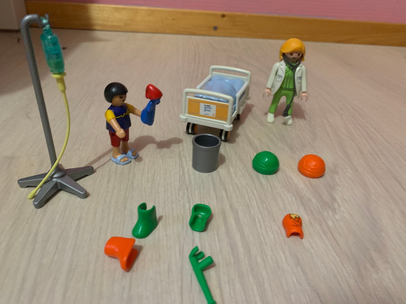 Ziekenhuis kamer met arts, playmobil, Ophalen of Verzenden, Zo goed als nieuw