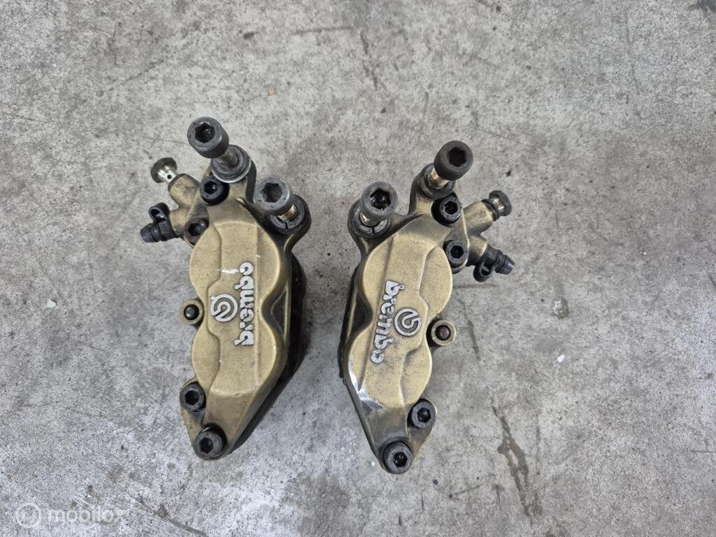 Brembo klauwen remklauwen 851 888 748 916 Monster Supersport, Motoren, Gebruikt, Factorystore.service@ducati.com, Ophalen of Verzenden