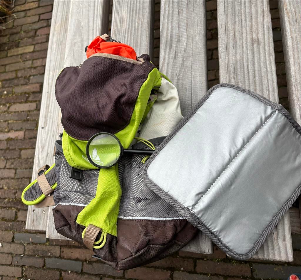 Vaude Kinderrugzak (groen) met regenhoes en loep, Overige merken, Gebruikt, Minder dan 30 cm, Ophalen of Verzenden