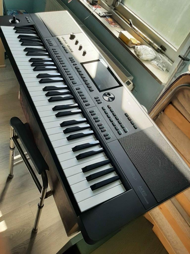 Medeli AKX10 Keyboard - Goed Als Nieuw!, Muziek en Instrumenten, 61 toetsen, Ophalen of Verzenden, Zo goed als nieuw, Midi-aansluiting