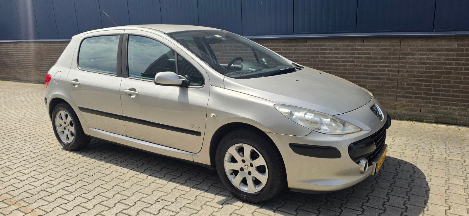 Peugeot 307 1.6 16V 5DR 2007 Grijs, Voorwielaandrijving, 4 cilinders, 635 kg, Handgeschakeld