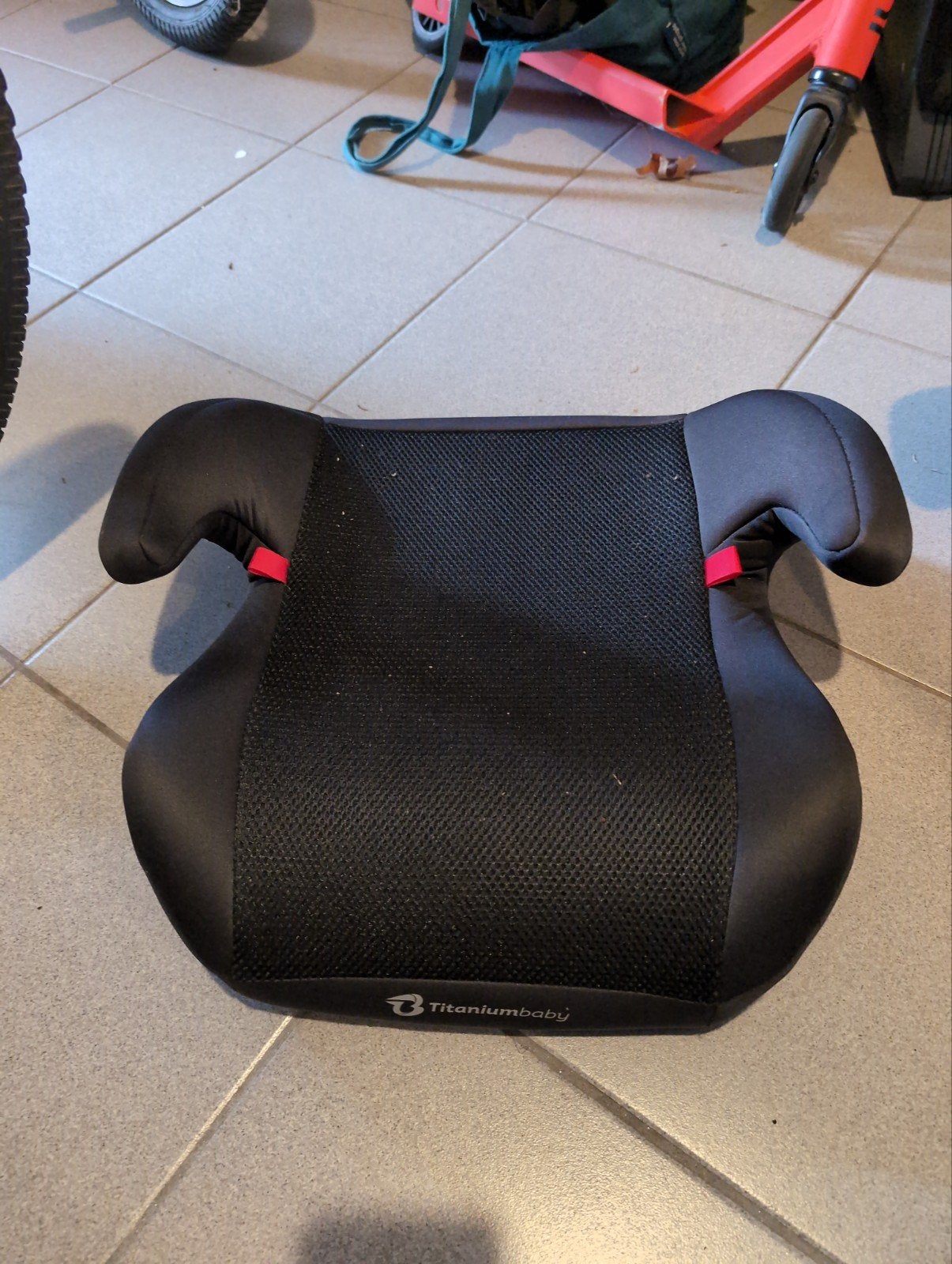 Zittingverhoger Titaniumbaby Groep III (22-36 kg), 22 t/m 36 kg, Ophalen, Overige merken, Gebruikt