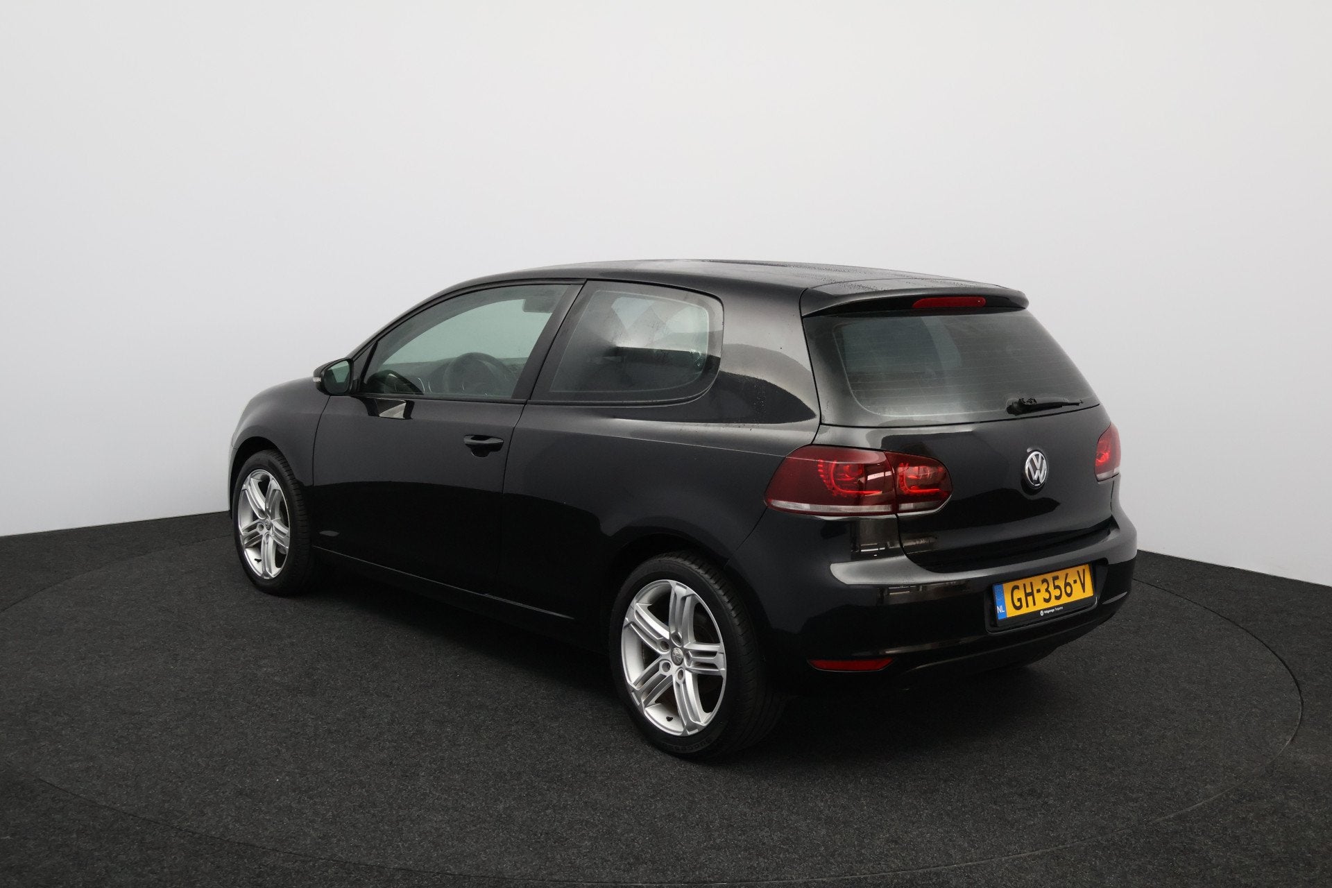 Volkswagen Golf 1.4 Comfortline/ APK 08-2027!/ 17'' LMV/ LED, Auto's, Voorwielaandrijving, Euro 5, Stof, Gebruikt