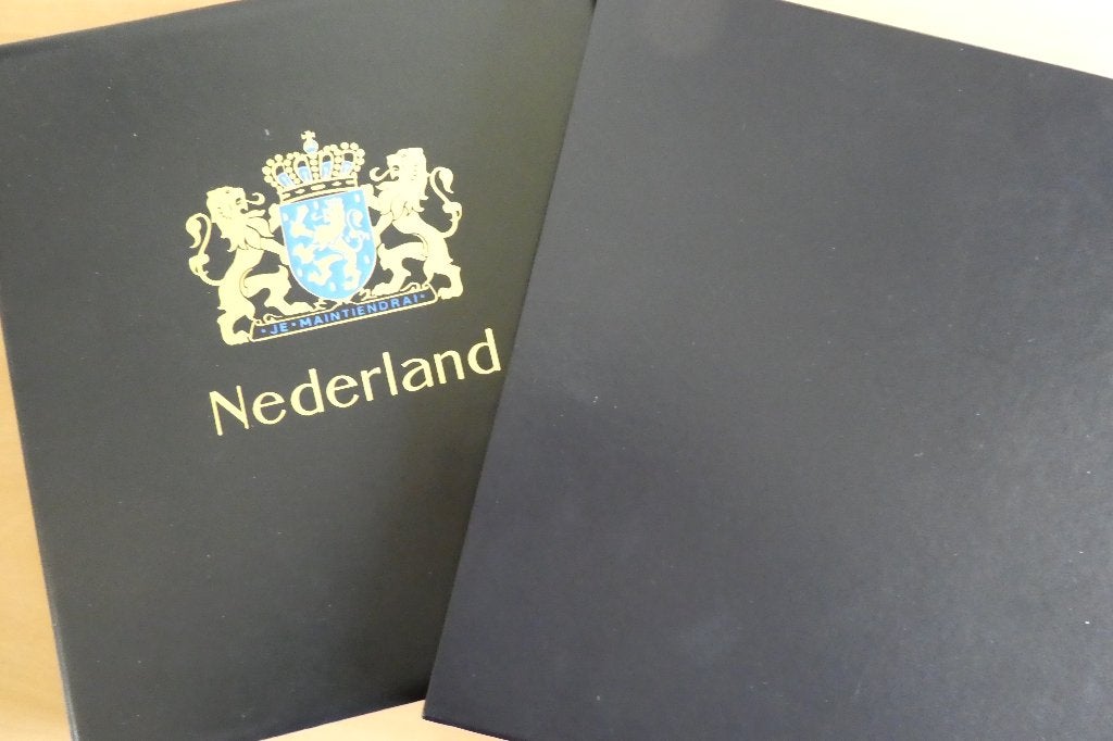 Rju-11 : Nederland postfris in Davo album IV 1998 t/m 2003, Verzenden, Nederland