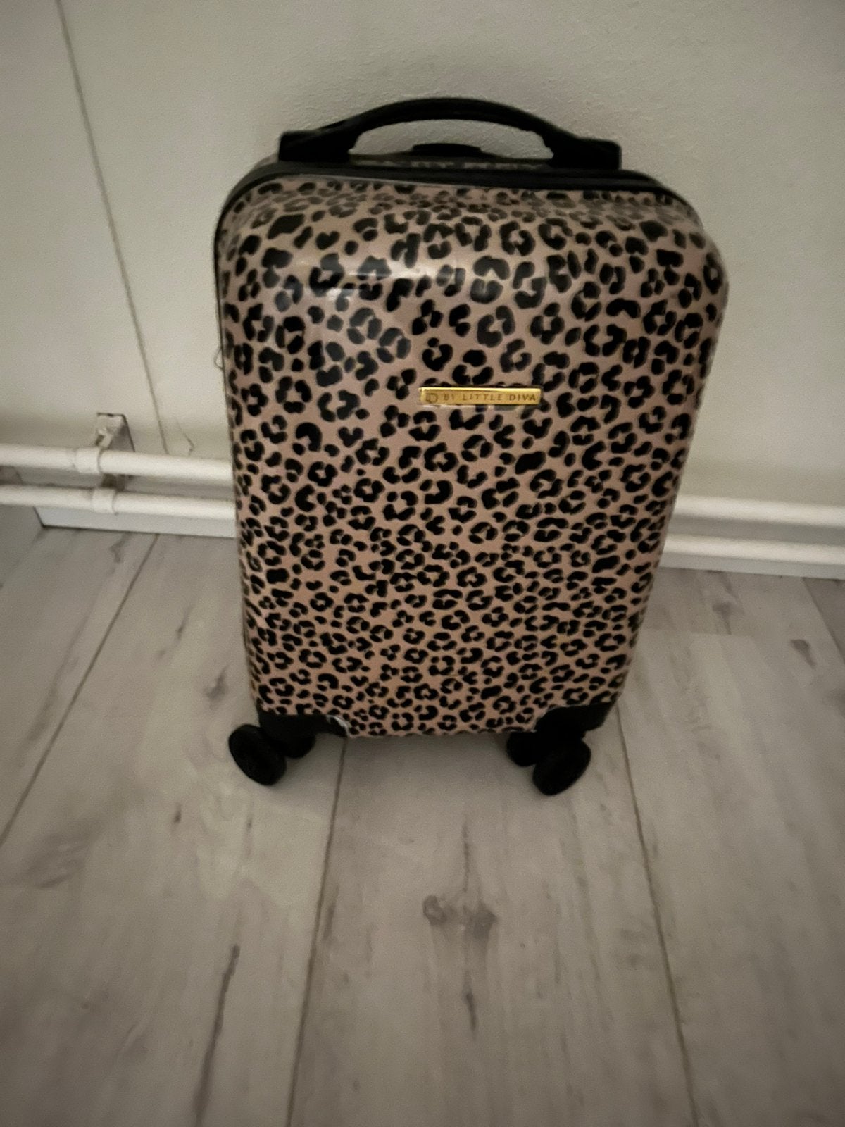 Kleine panter koffer (trolly), Ophalen, Hard kunststof, Minder dan 50 cm, Zo goed als nieuw