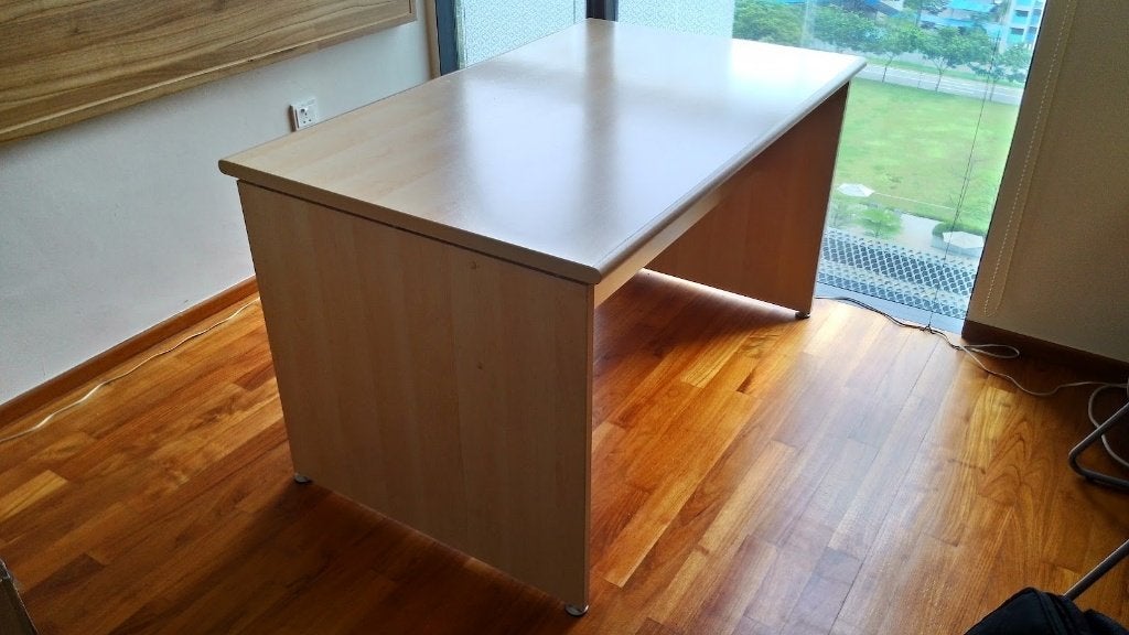 Stevig IKEA Bureau / Werktafel (130 x 80 cm) - Nette staat, Ophalen, Demontabel, Scandinavisch, Hout