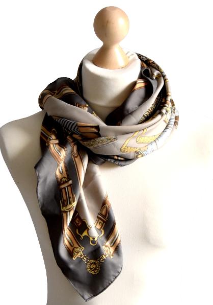 Romano designer vintage foulard, shawl, Verzenden, Maat 46/48 (XL) of groter, Zo goed als nieuw, Sjaal