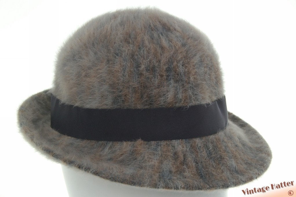 Vintage Dameshoed Kangol grijs angora 55-56 = S goede staat, 55 cm (S, 6⅞ inch) of minder, Hoed, Ophalen of Verzenden, Zo goed als nieuw