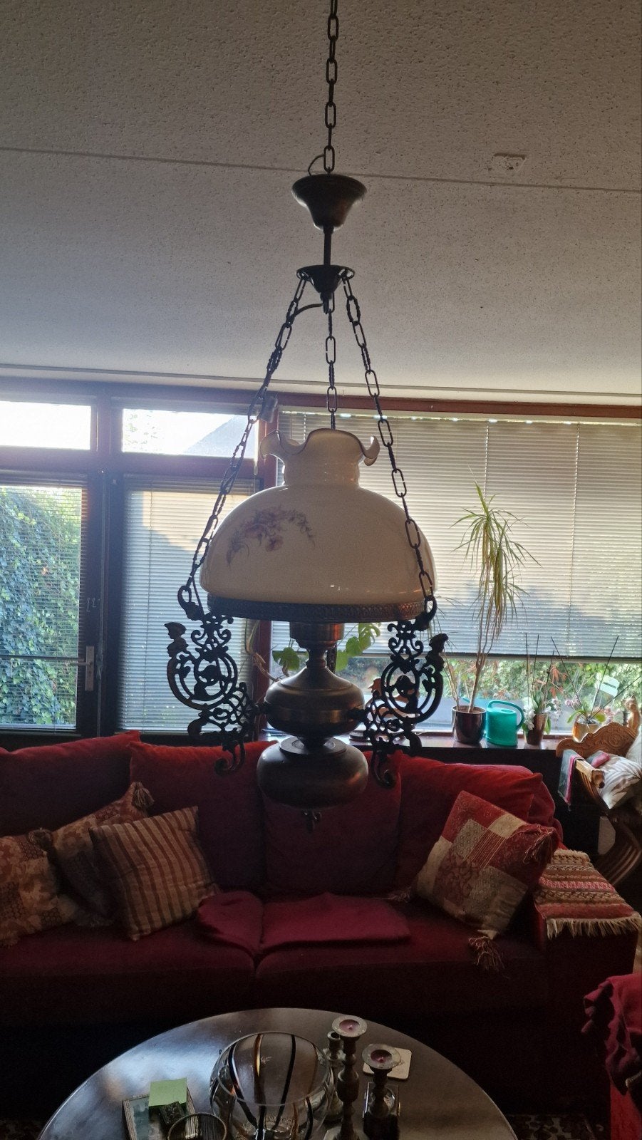 Antieke olielamp hanglamp met bloemmotief, Ophalen, Gebruikt, E27 (groot), Glas