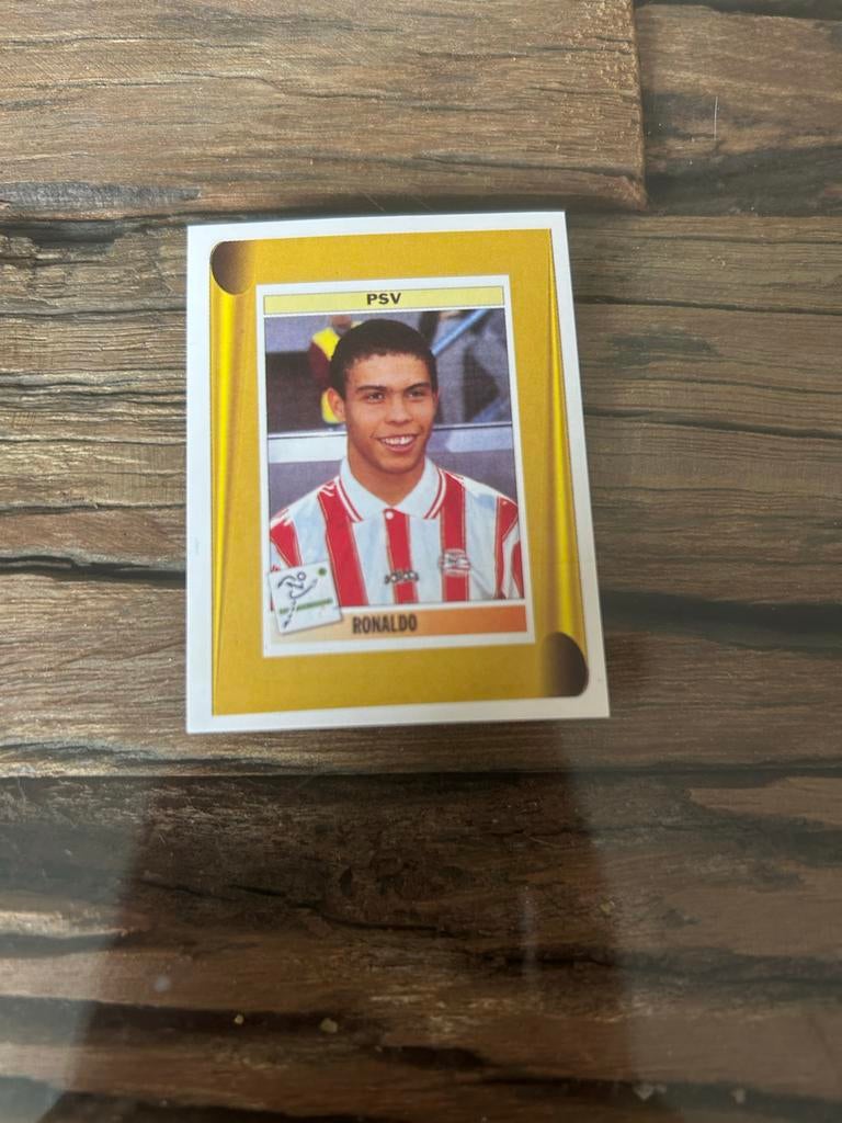 Ronaldo PSV Panini Spelerskaart 1998-99, Verzamelen, Sportartikelen en Voetbal, Zo goed als nieuw, Spelerskaart, PSV, Ophalen of Verzenden