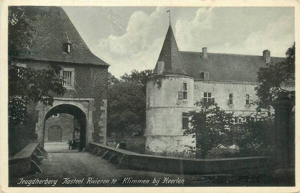 388-502-001 Klimmen Kasteel Rivieren, Verzamelen, Verzenden, Voor 1920, Limburg