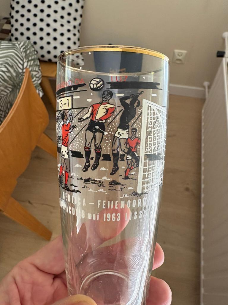 Feyenoord - Benfica 1963 Bierglas, Ophalen of Verzenden, Zo goed als nieuw, Bierglas