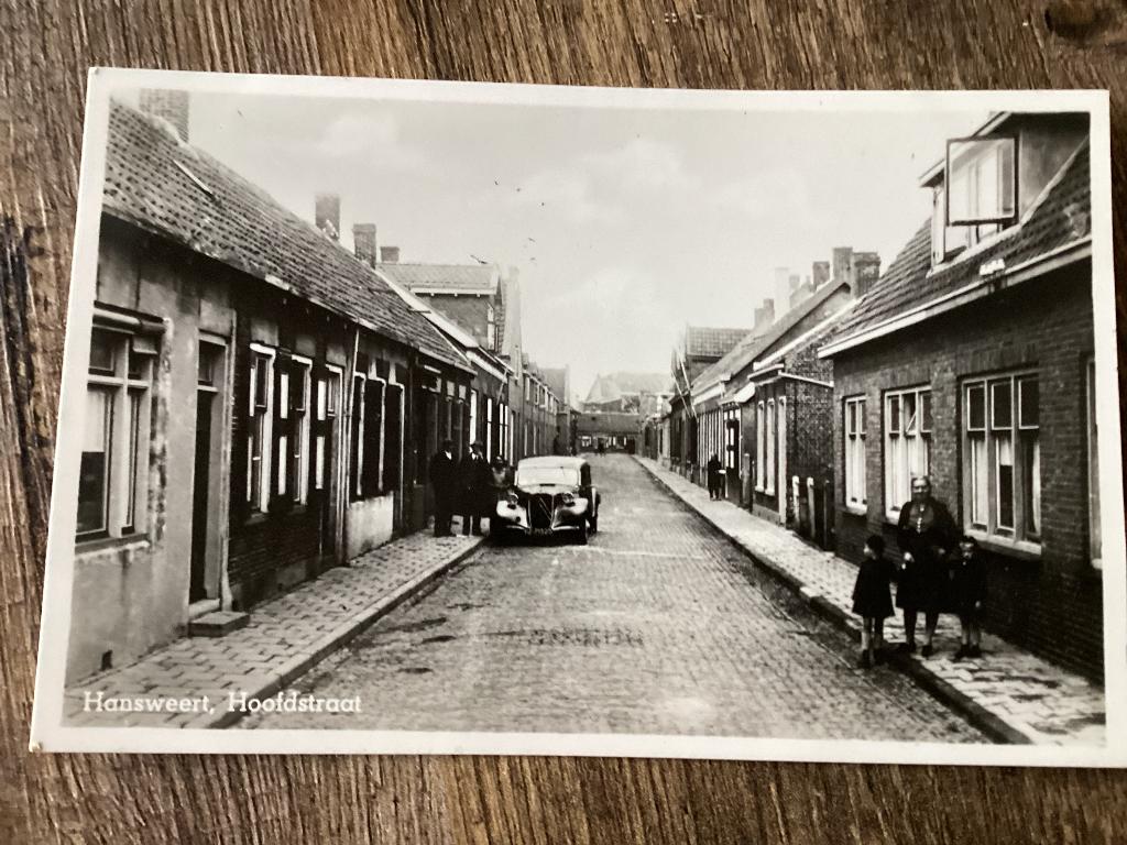 Hansweert. (Oude Auto), Ophalen of Verzenden, 1940 tot 1960, Ongelopen, Zeeland