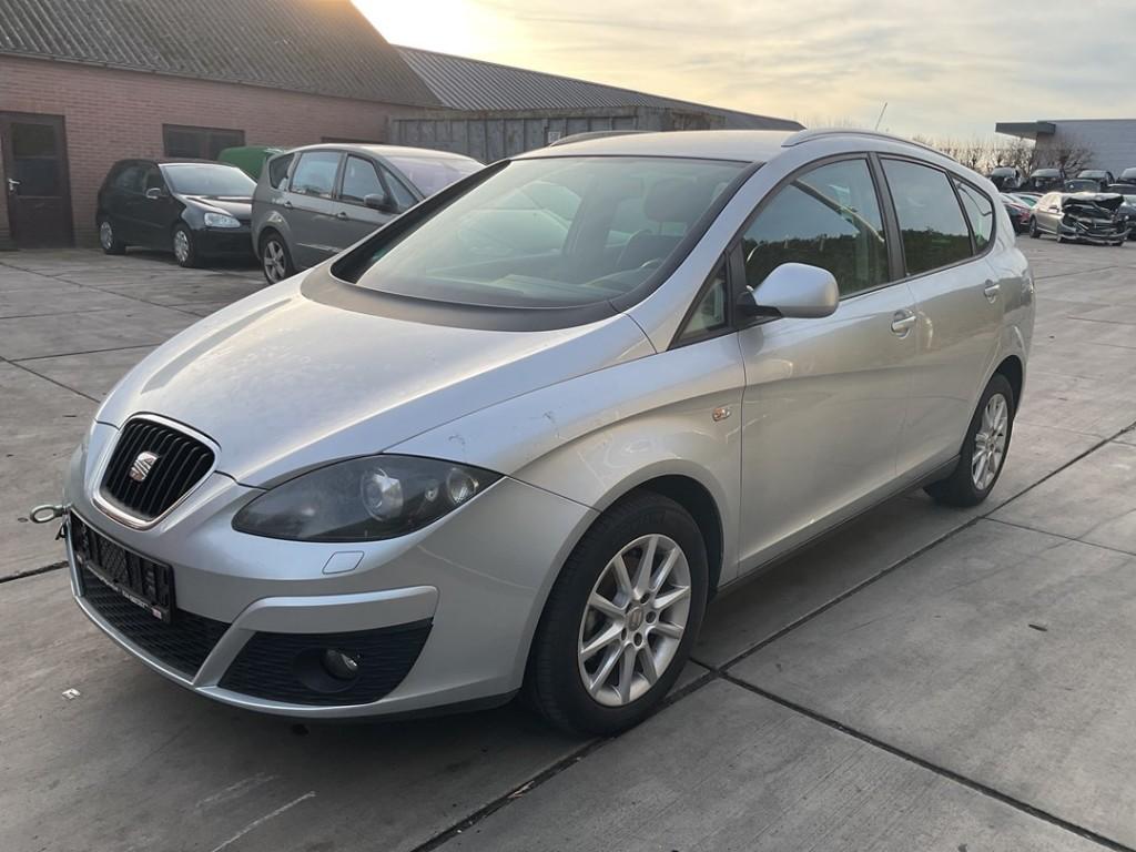 Spatbord Links Voor Seat Altea XL (5P5) 2011 5P0821021A, Service@seat.de, Seat, Seat Deutschland GmbH, Gebruikt