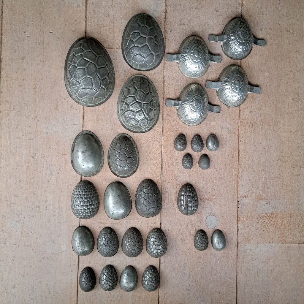 Partij 28x oude chocolademal chocoladevorm ei half ei Etage3, Huis en Inrichting, Woonaccessoires | Overige, Gebruikt, ., Ophalen of Verzenden