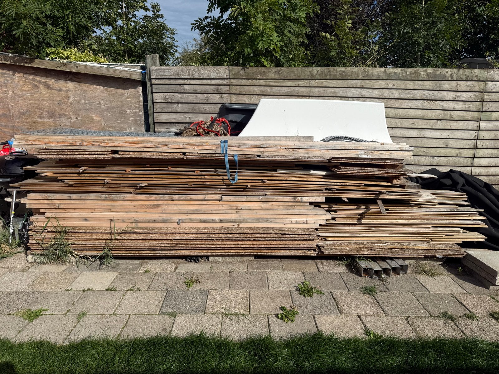 Stapel divers hout: OSB, rabat en Vuren balken, Ophalen, Gebruikt, Vuren, Overige typen