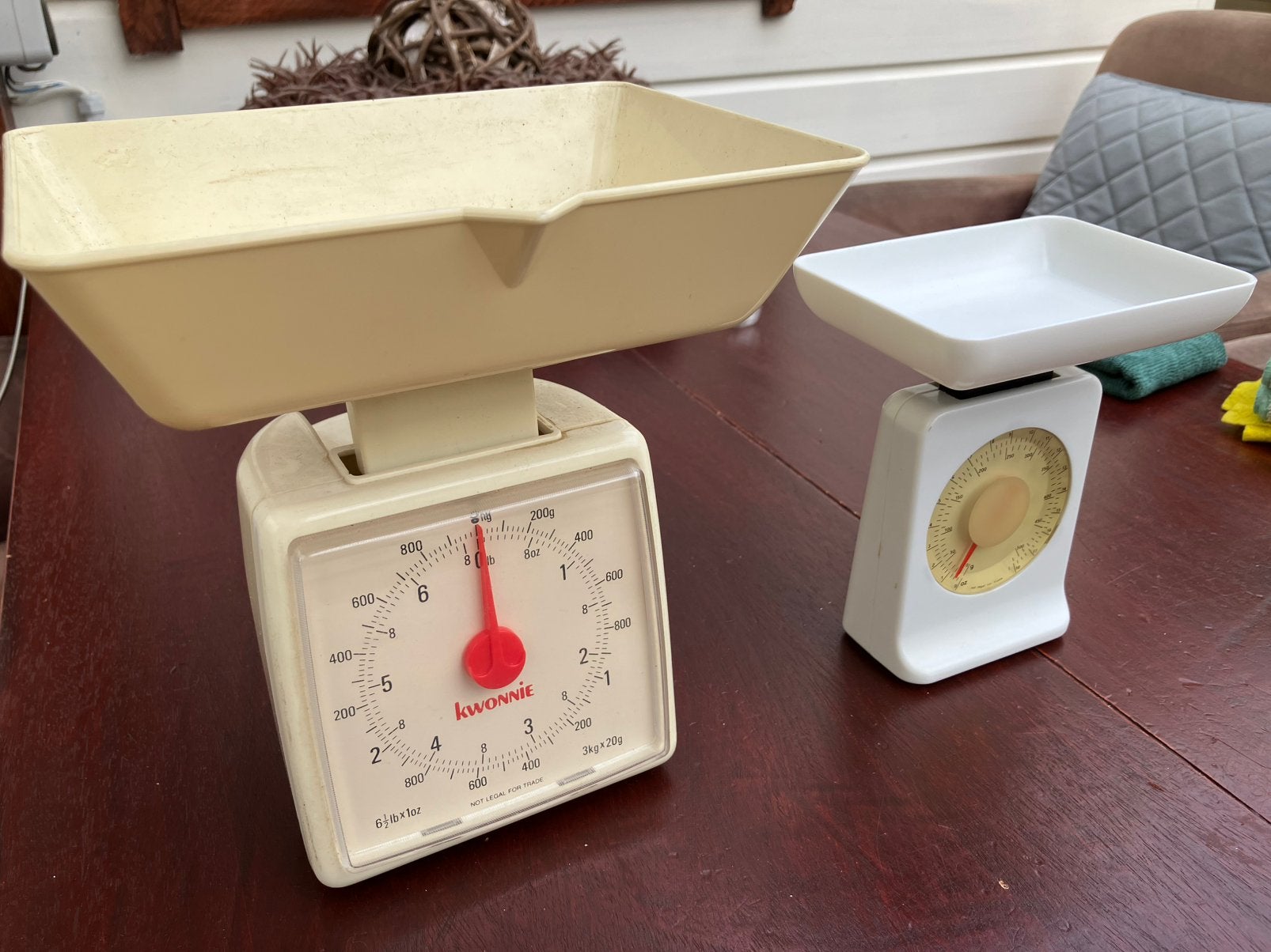 Vintage weegschalen, Ophalen, Zo goed als nieuw, Keukenweegschaal, Minder dan 10 kg