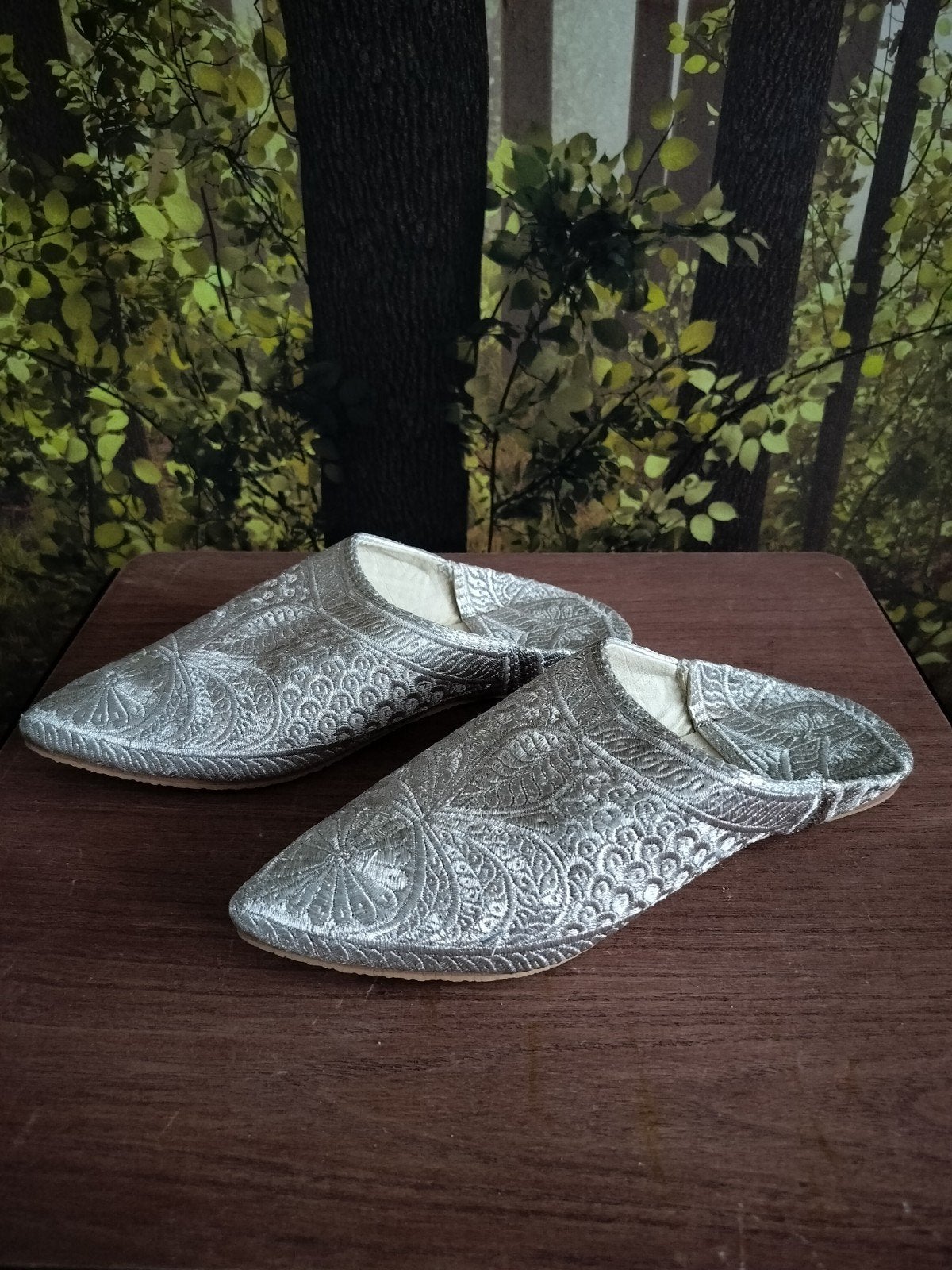 NIEUW! Oosterse instappers. Maat 38, Ophalen of Verzenden, Nieuw, Overige kleuren, Instappers