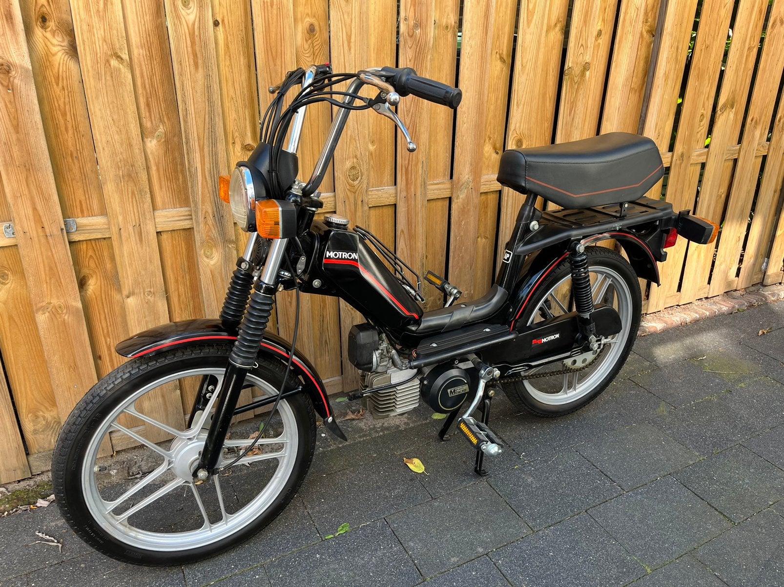 Motron V1 1980, nieuw!, Maximaal 45 km/u, 49 cc, 1 versnellingen, Ophalen