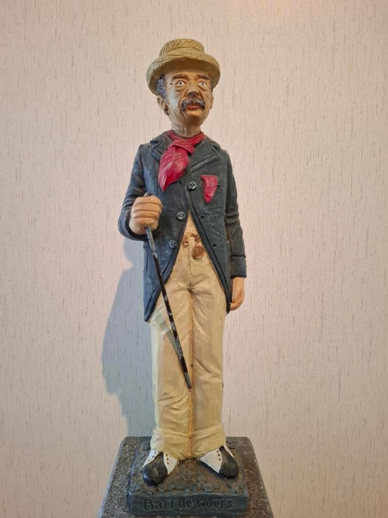 Baer de woers venlo stadsfiguur atelier peree beeld jocus, Ophalen