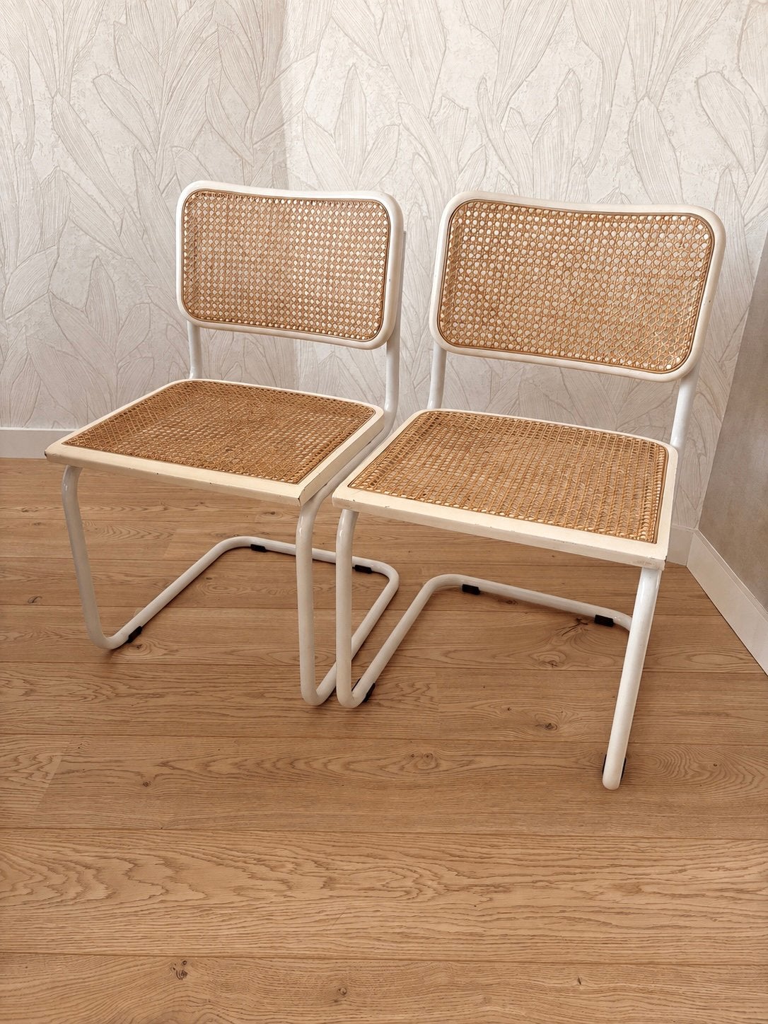 Vintage Italiaanse buisframe sledestoelen – jaren ’80/’90, Huis en Inrichting, Ophalen, Twee, Hout, Wit