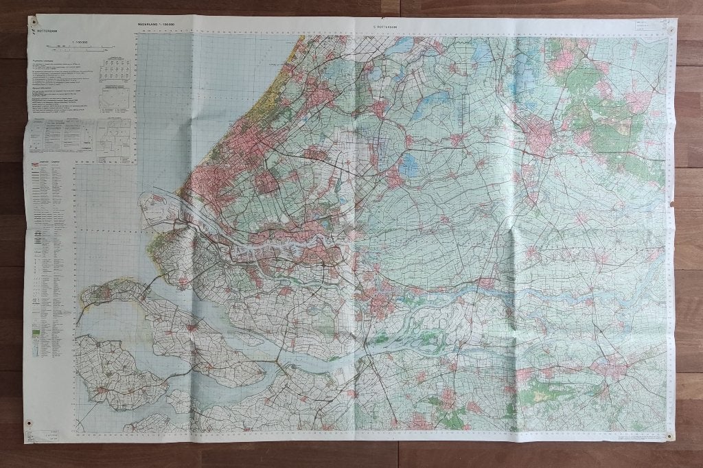 Landkaart Rotterdam 1984, Gelezen, Ophalen of Verzenden, Landkaart, 1800 tot 2000