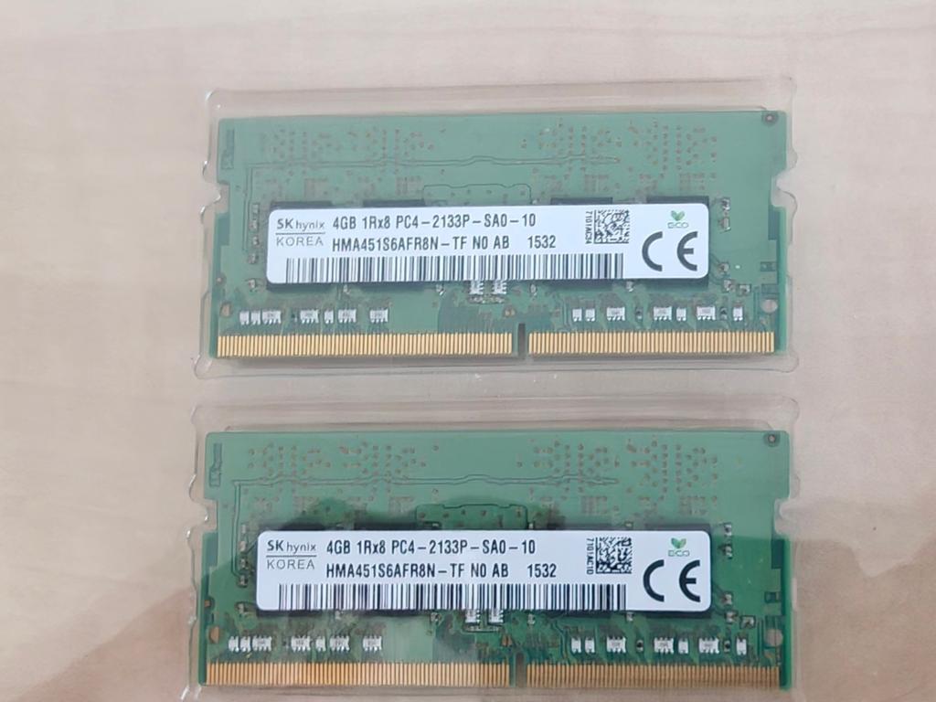 SK hynix 2x 4GB DDR4 2133 SODIMM geheugen, DDR4, 8 GB, Ophalen of Verzenden, Zo goed als nieuw