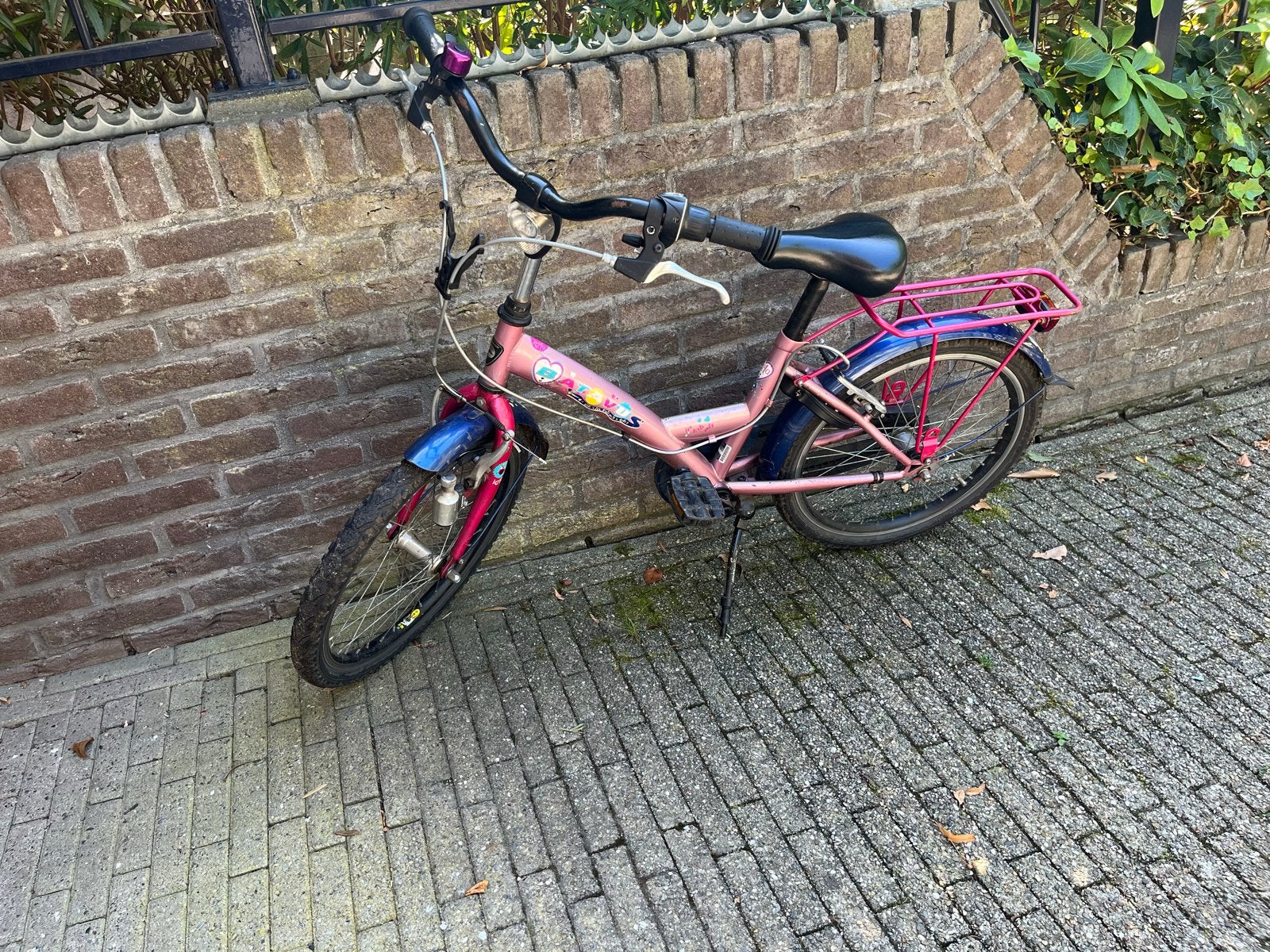 Batavus kinderfiets 20 inch roze/blauw, Ophalen, Terugtraprem, Gebruikt, Handrem