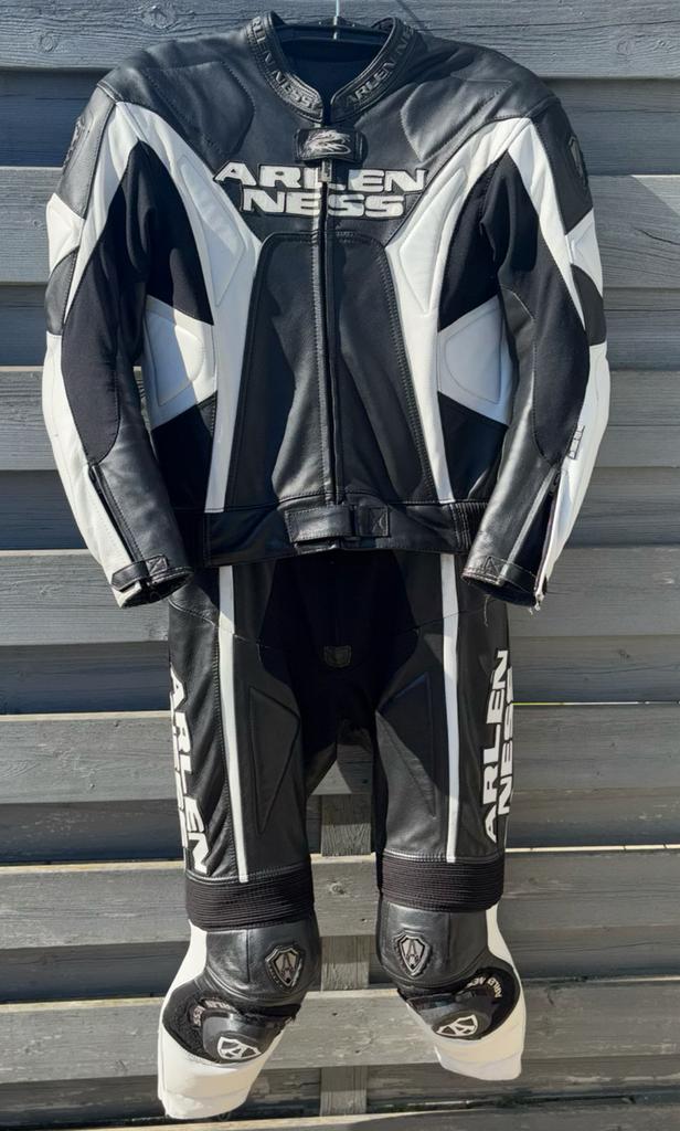 Arlen Ness 2-delig leren motorpak, Motoren, Kleding | Motorkleding, Combipak, Tweedehands, Ophalen