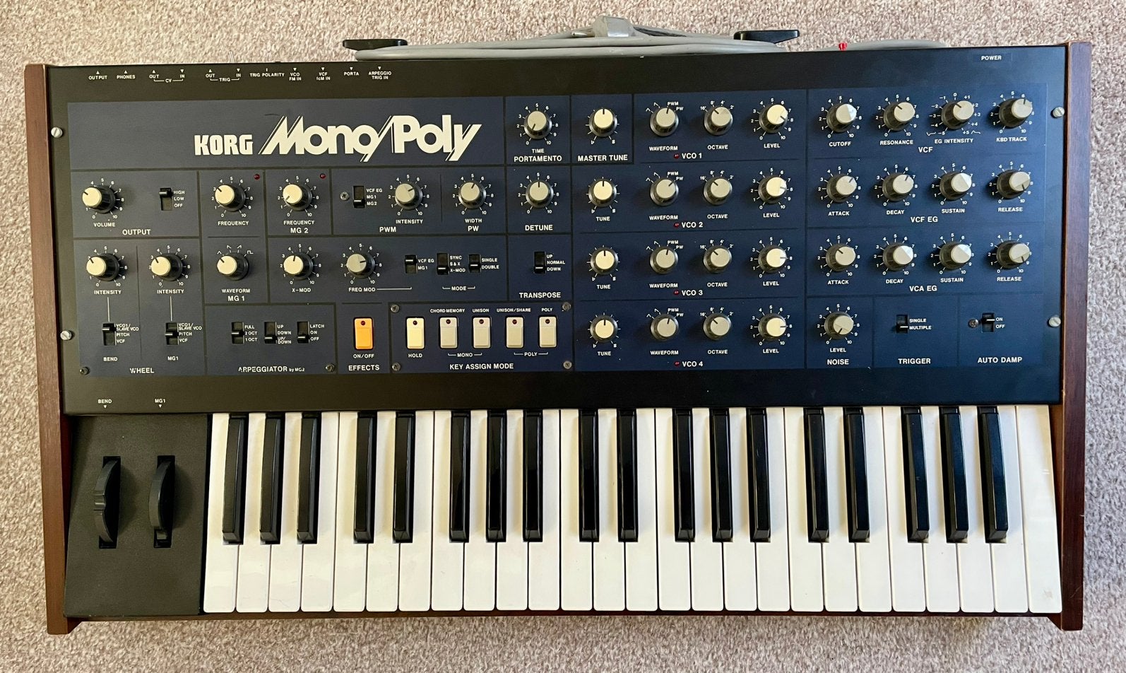 Korg Monopoly met kenton midi, Ophalen, Zo goed als nieuw, Overige aantallen, Korg