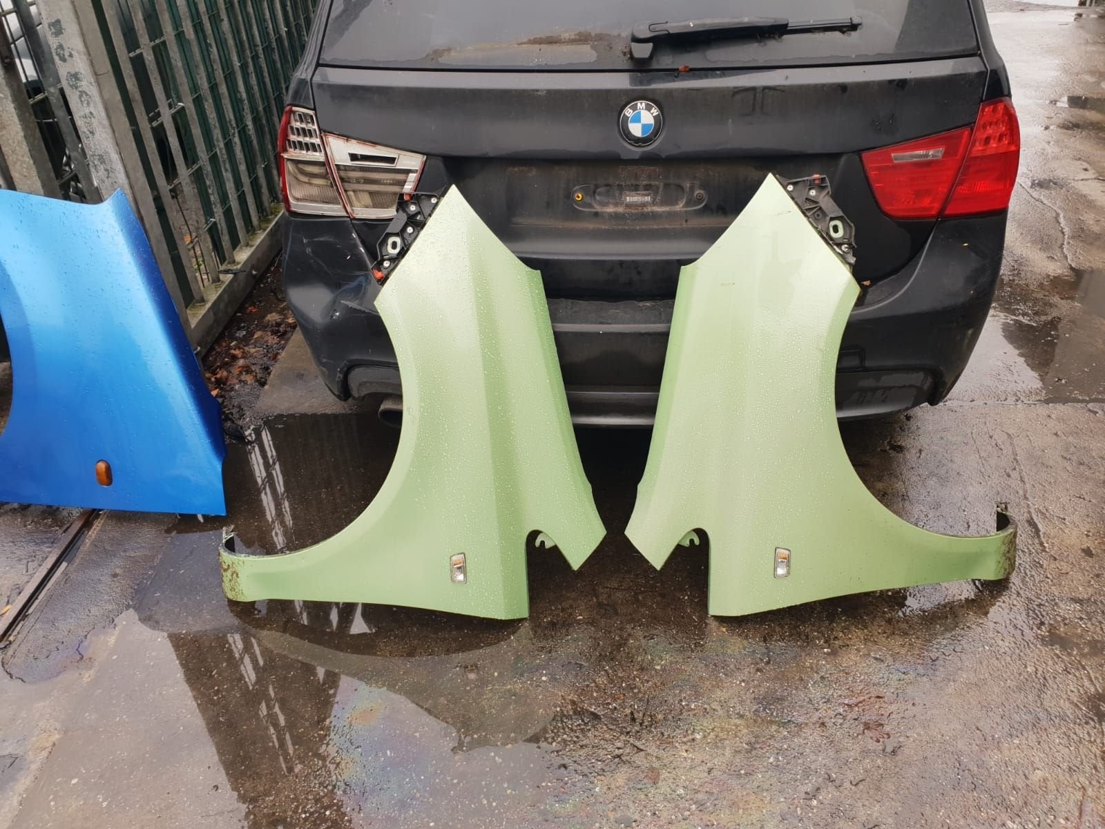 OPEL CORSA D VOORSCHERMEN KLEURCODE Z30M, Auto-onderdelen, Carrosserie en Plaatwerk, Spatbord, Gebruikt, Ophalen of Verzenden